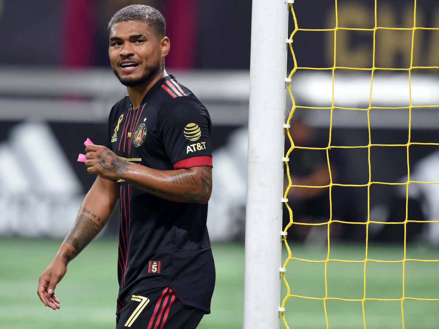 Josef Martinez, number 7, black jersey, HD Desktop Wallpaper