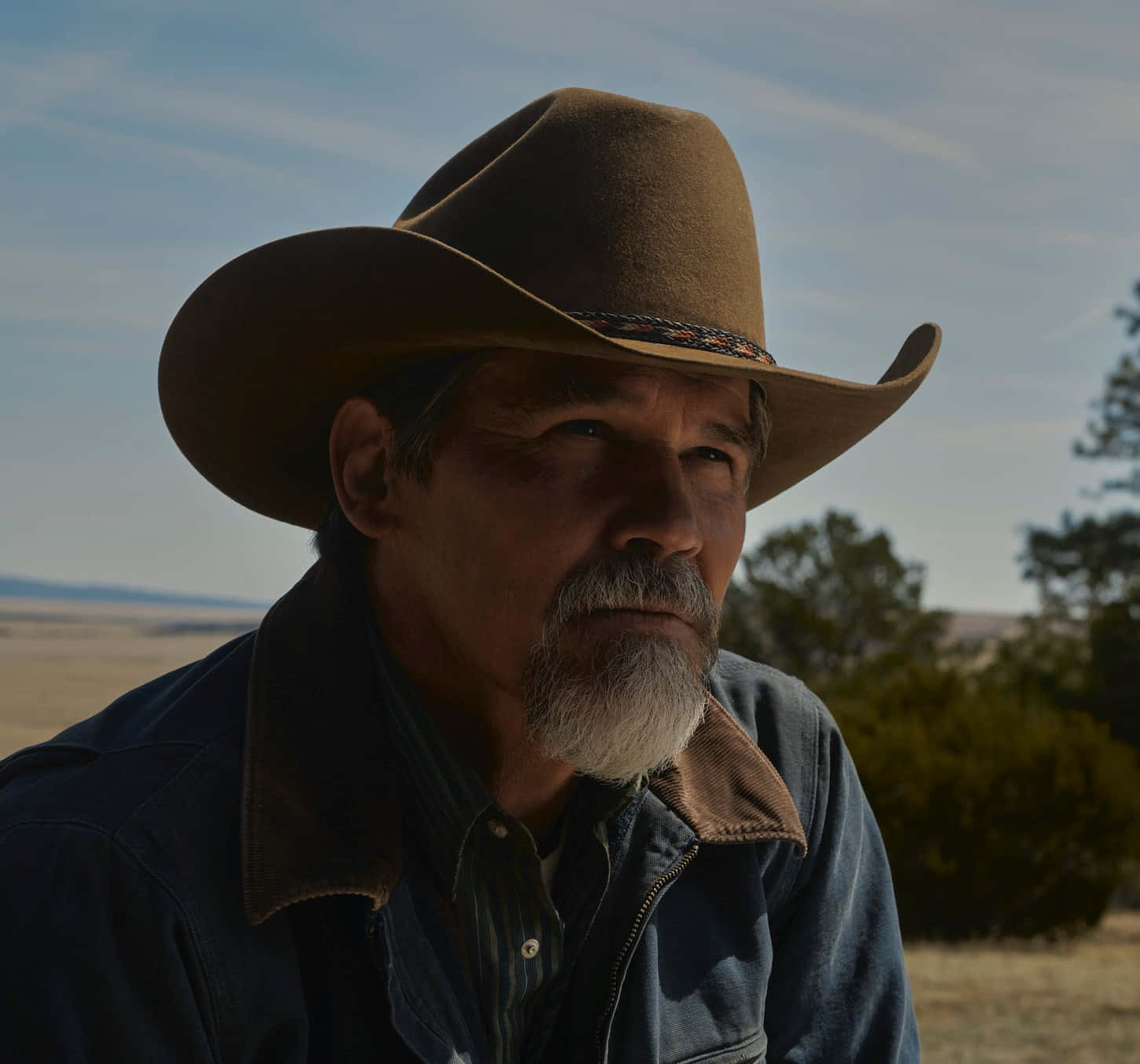 Josh Brolin, white beard, brown hat, HD Desktop Wallpaper