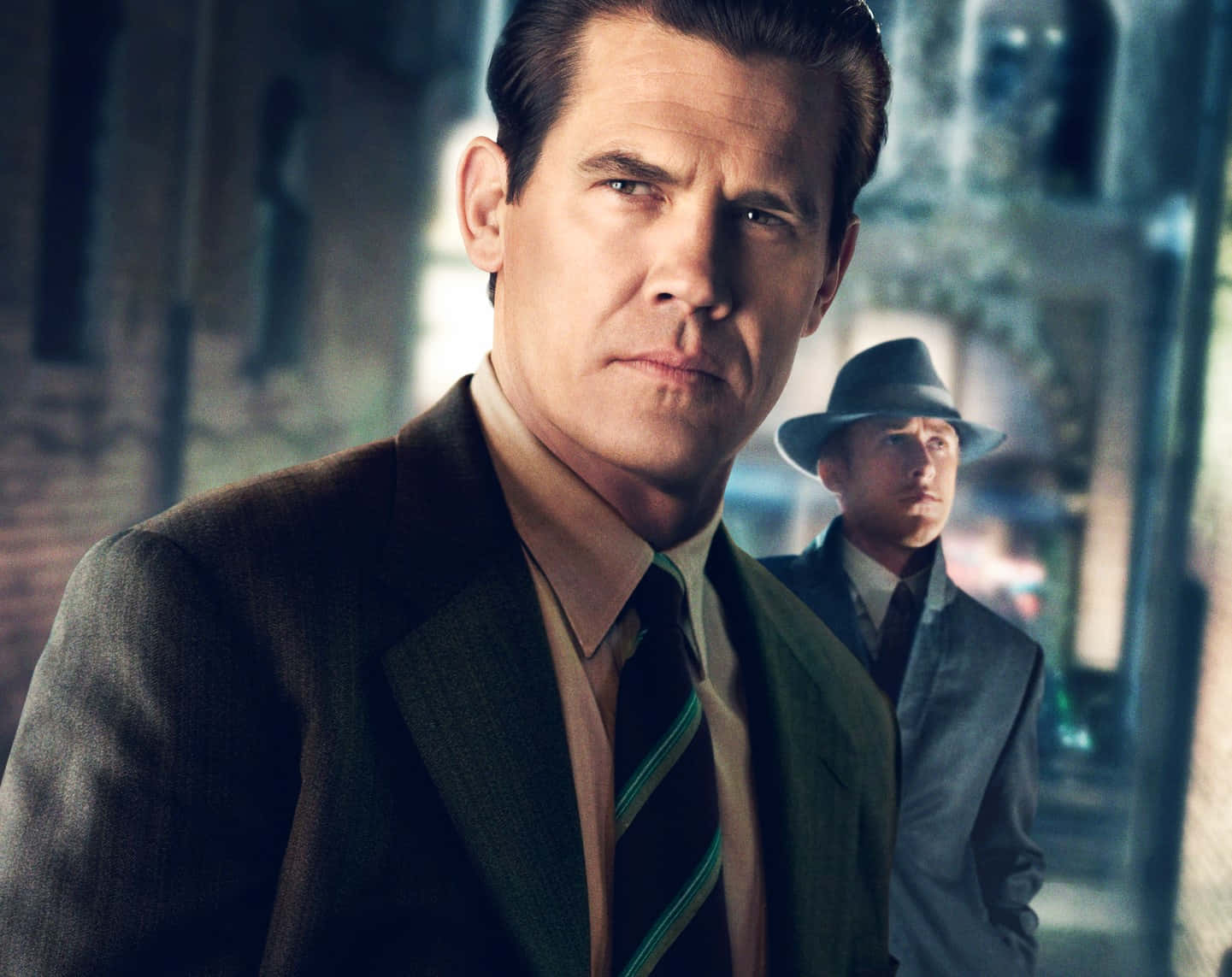 Josh Brolin, vintage suits, dimly lit urban alleyway, HD Desktop Wallpaper