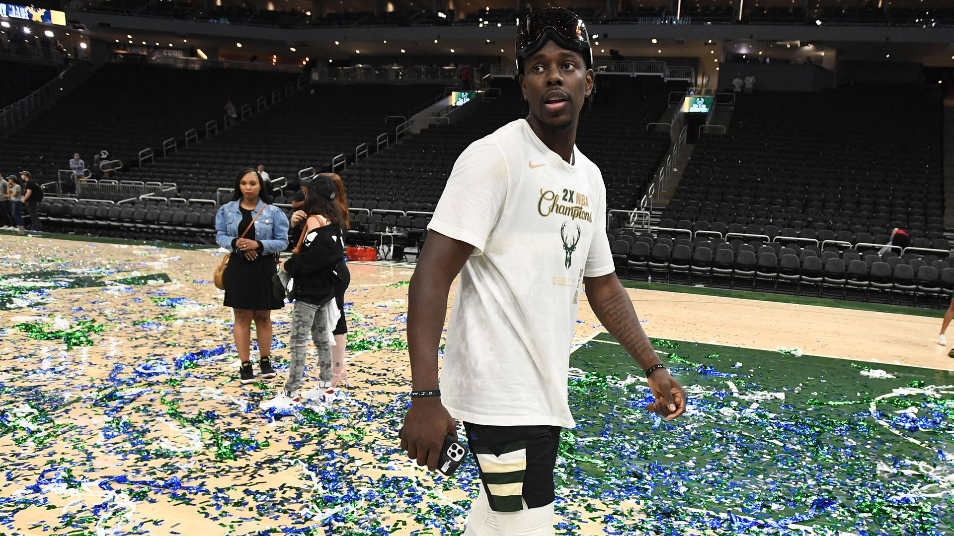 Jrue Holiday, 2x NBA Champions, confetti, Full HD Desktop Wallpaper