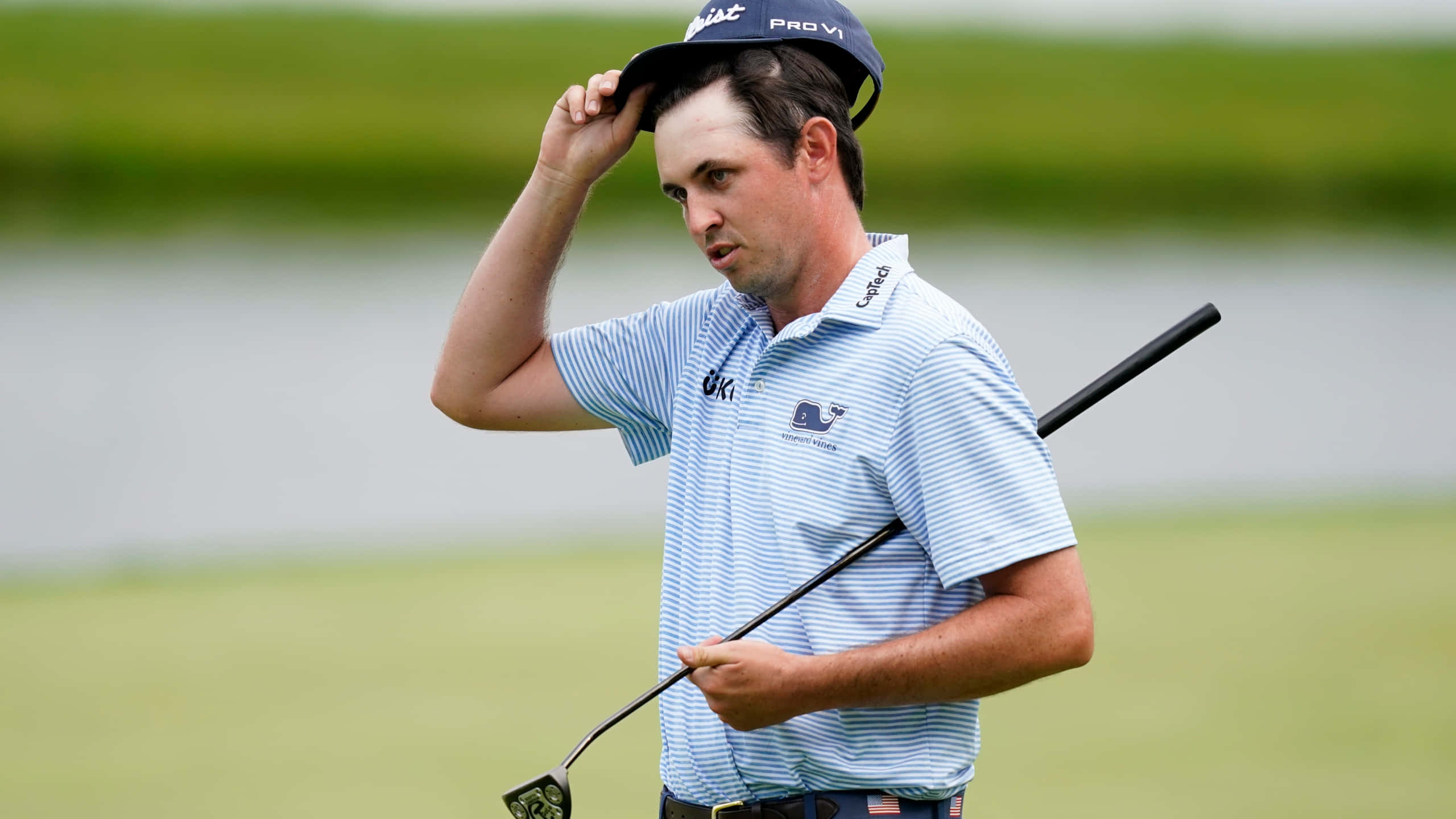 JT Poston, striped polo, cap, 2K Desktop Wallpaper