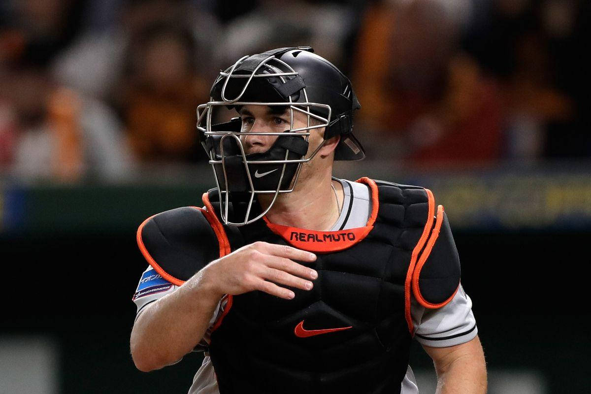 JT Realmuto, full catcher gear, black and orange gear, SD Desktop Wallpaper