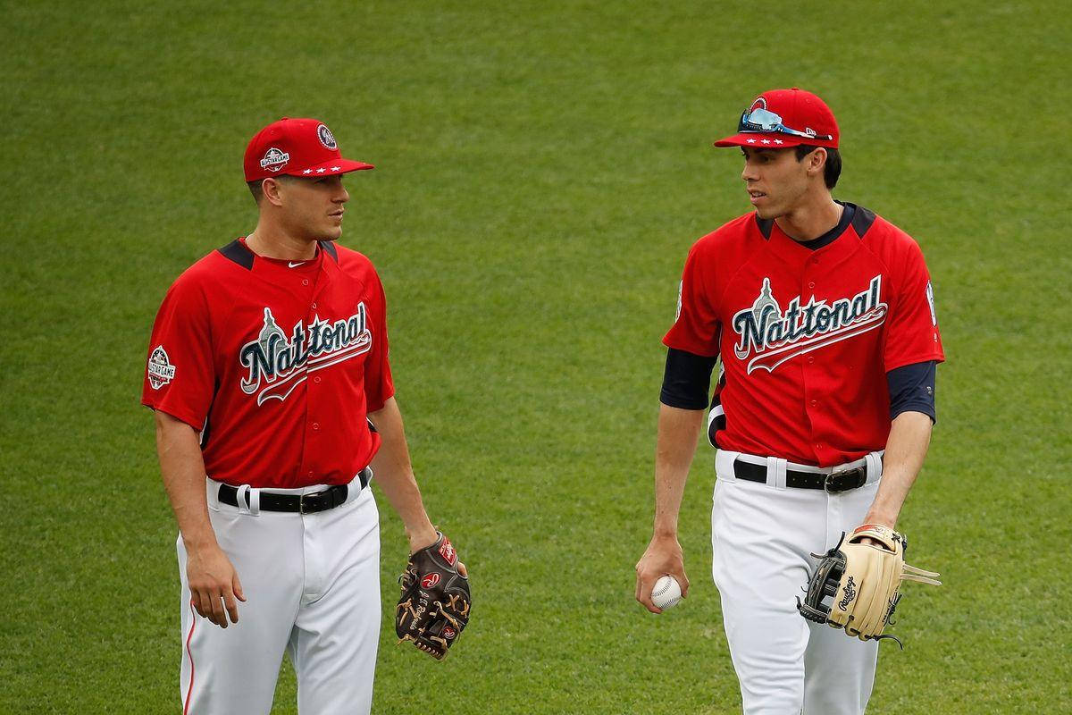 JT Realmuto, red 'National' jerseys, vibrant green field, SD Desktop Wallpaper