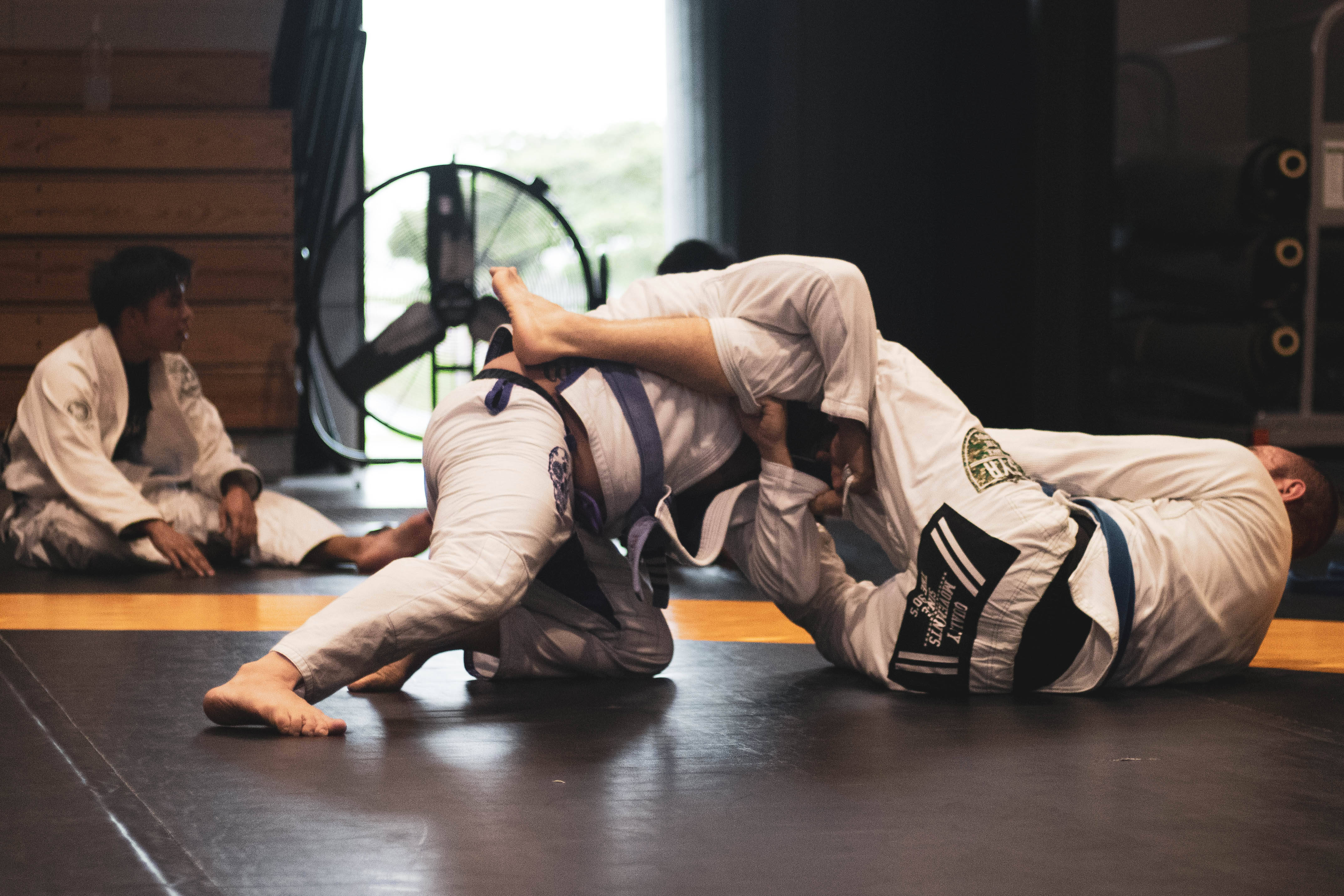 Judo, white gi, dark mat, 4K Desktop Wallpaper