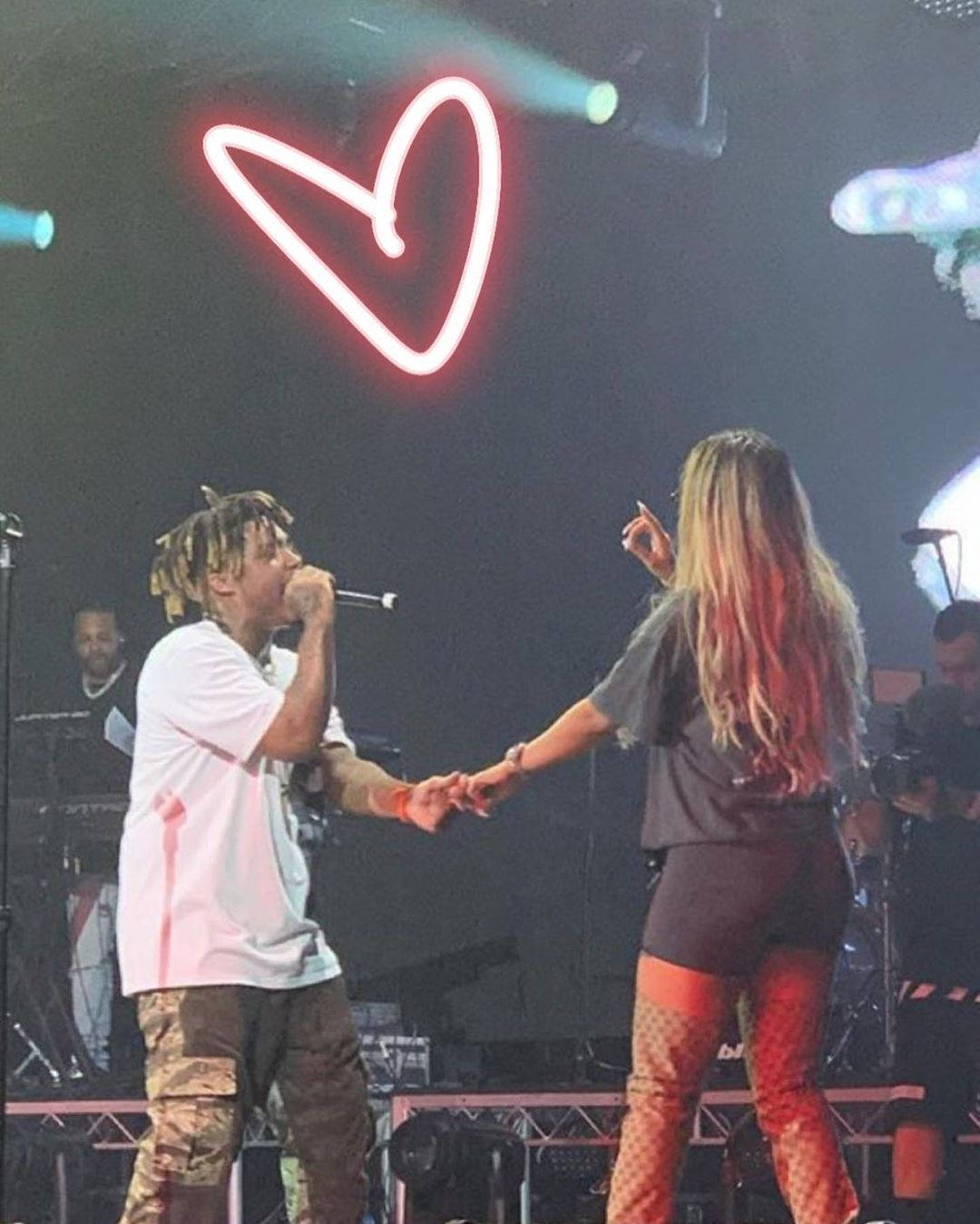 Juice WRLD, Ally, glowing red heart neon sign, HD Phone Wallpaper