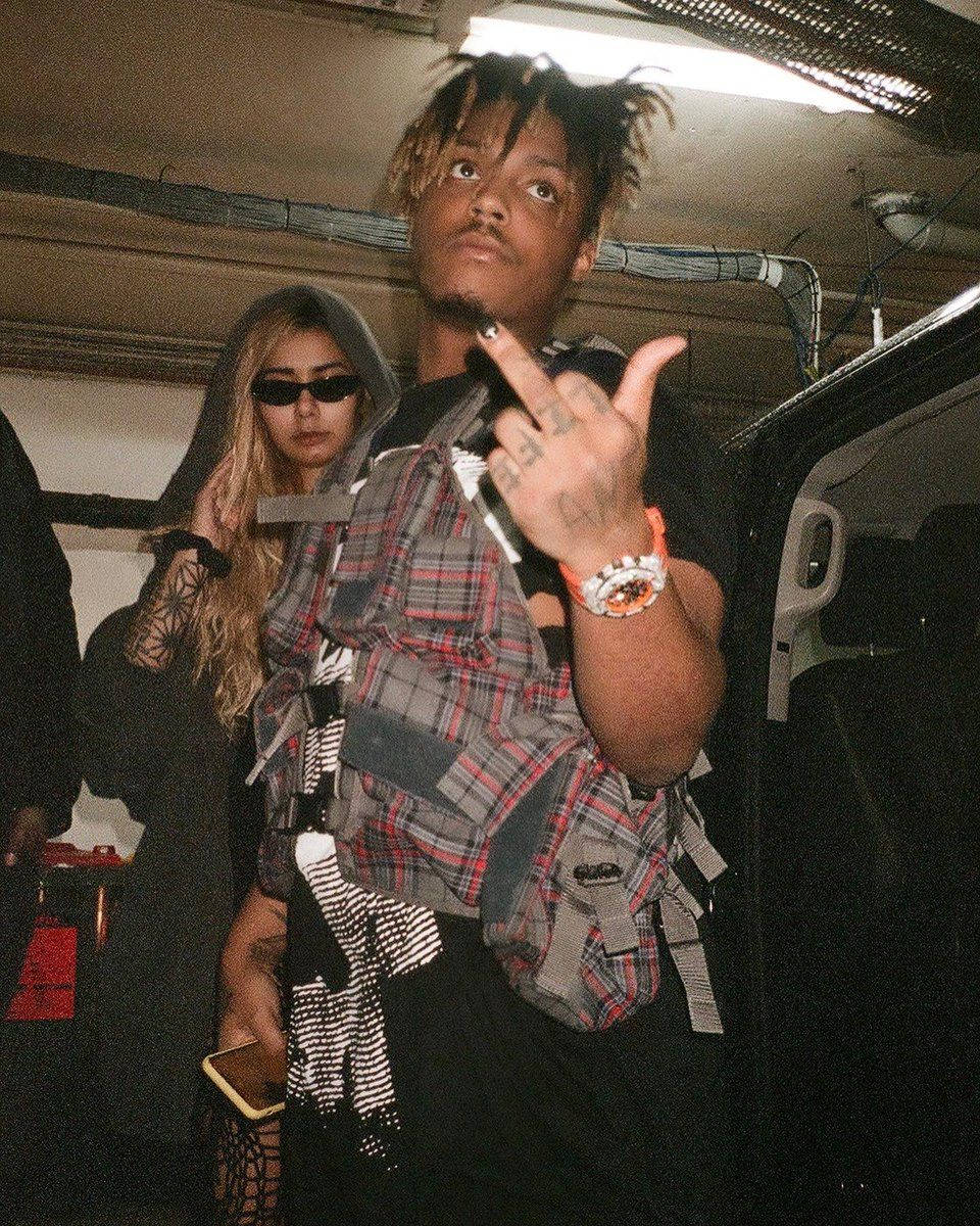 Juice WRLD, Ally, middle finger, SD Phone Wallpaper