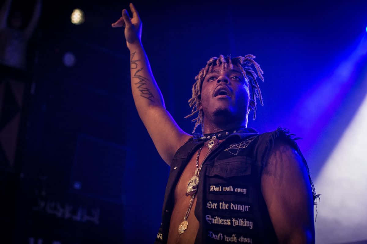 Juice Wrld, live concert, blue stage lights, SD Desktop Wallpaper