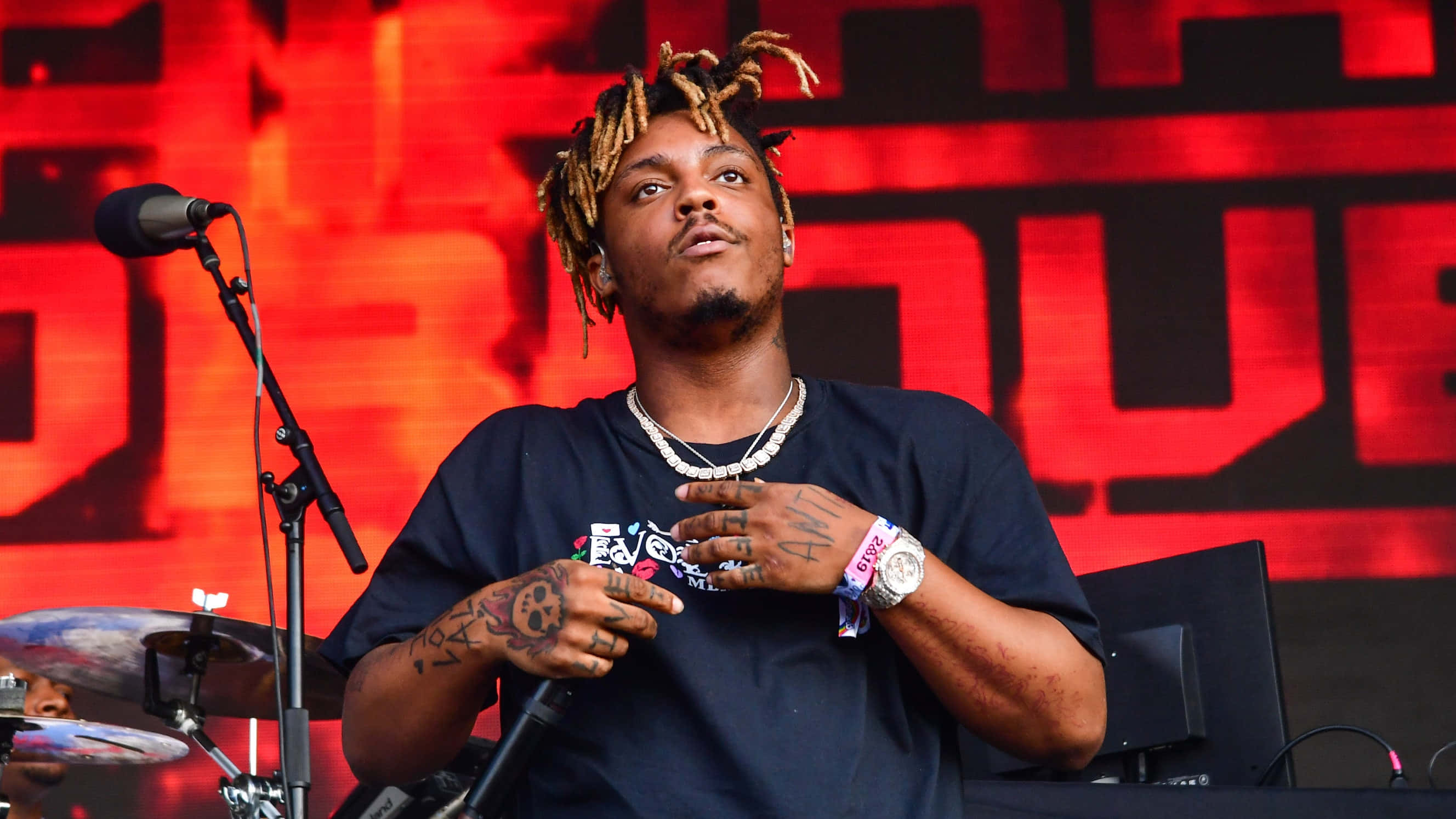 Juice Wrld, concert, dreadlocks, 2K Desktop Wallpaper