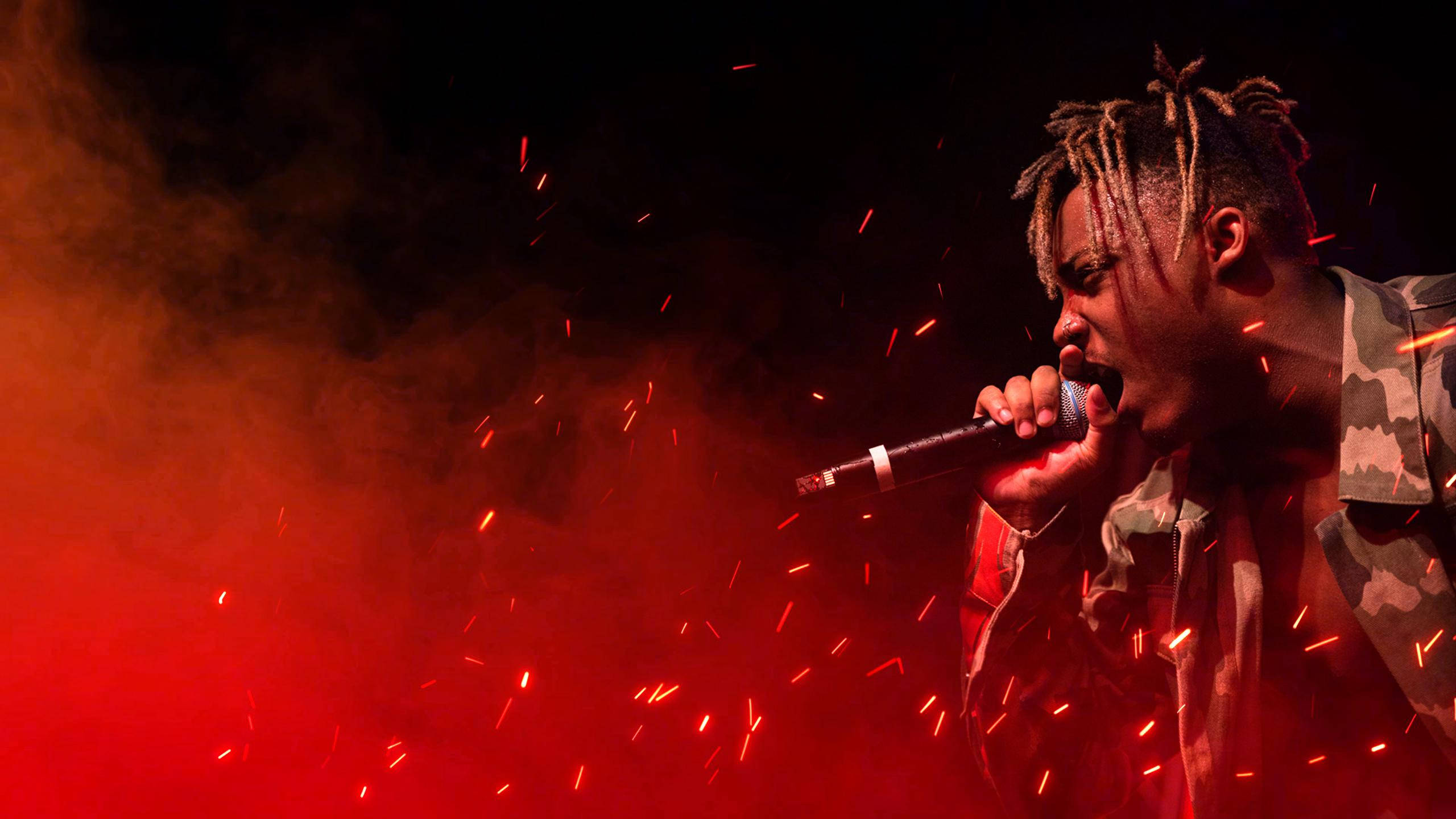 Juice Wrld, red smoke, dreadlocks, 2K Desktop Wallpaper