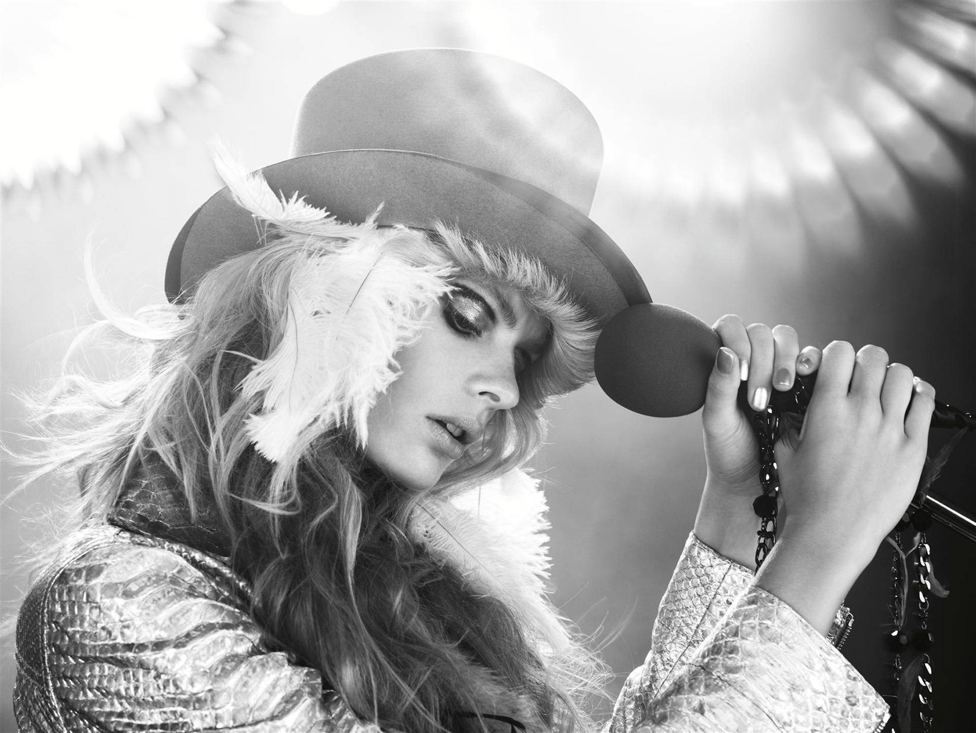 Julia Nobis, microphone, feathered hat, Full HD Desktop Wallpaper