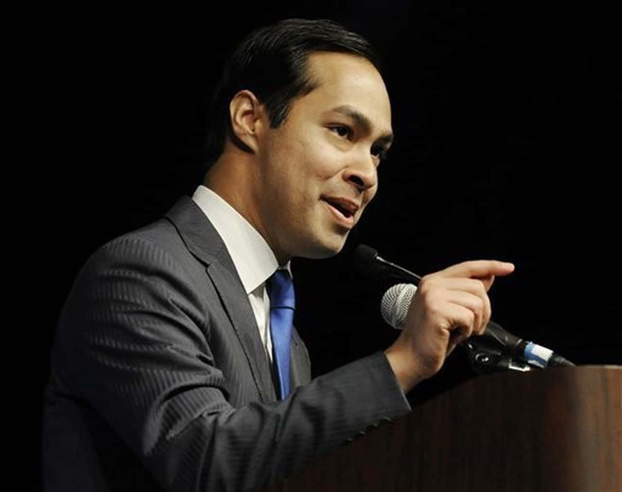 Julian Castro, gray suit, blue tie, HD Desktop Wallpaper