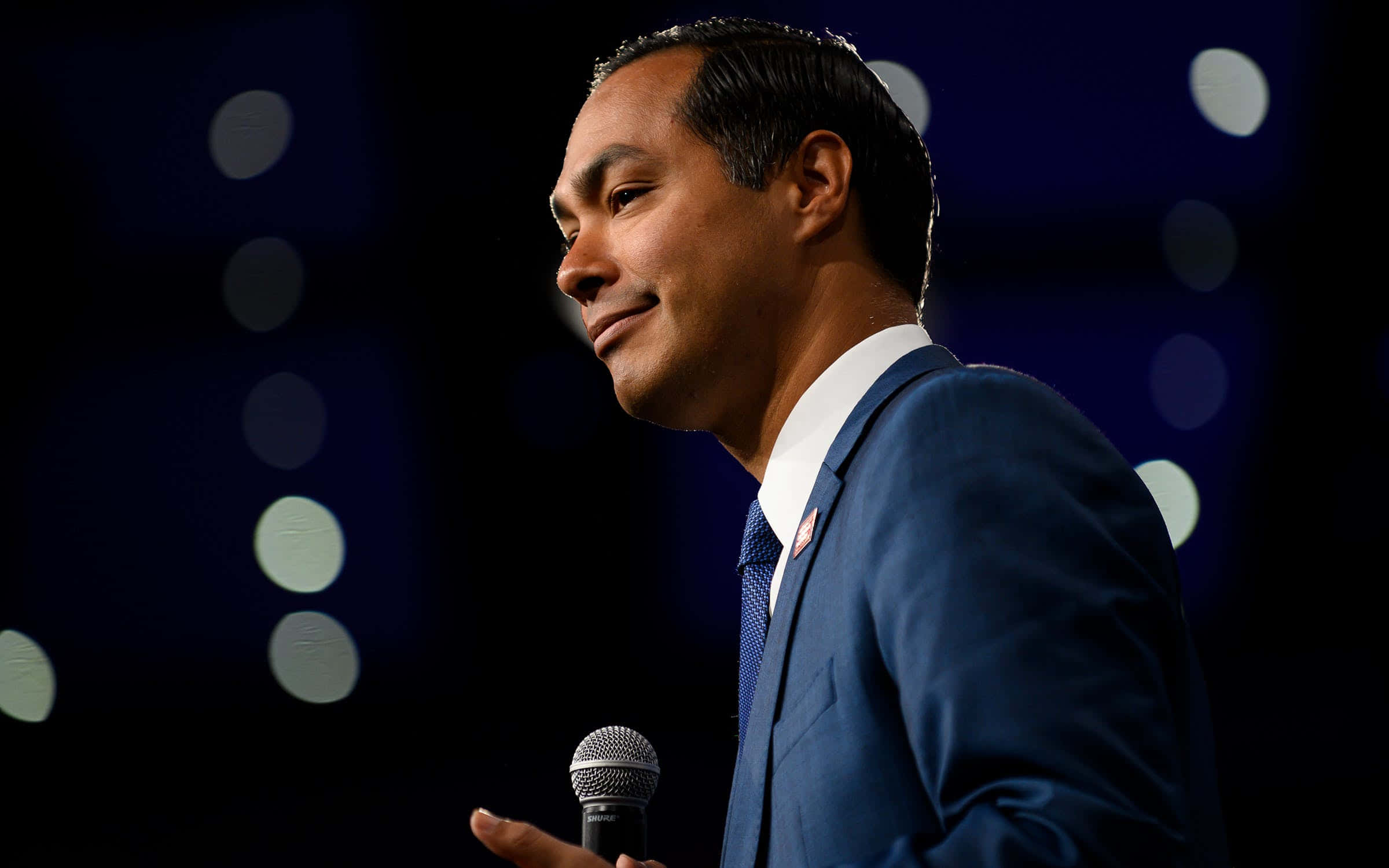 Julian Castro, blue suit, microphone, Full HD Desktop Wallpaper