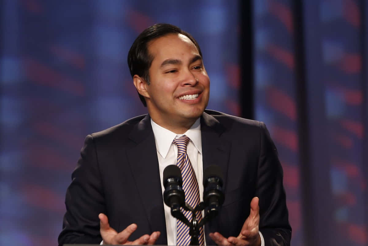 Julian Castro, dark suit, striped tie, SD Desktop Wallpaper