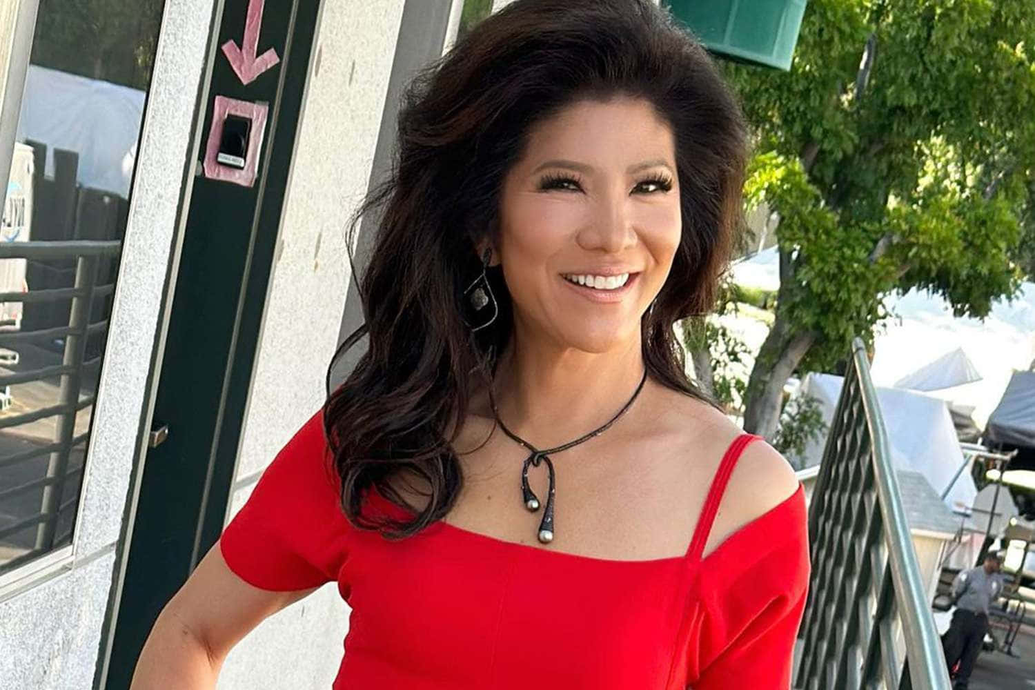Julie Chen, red top, smile, HD Desktop Wallpaper