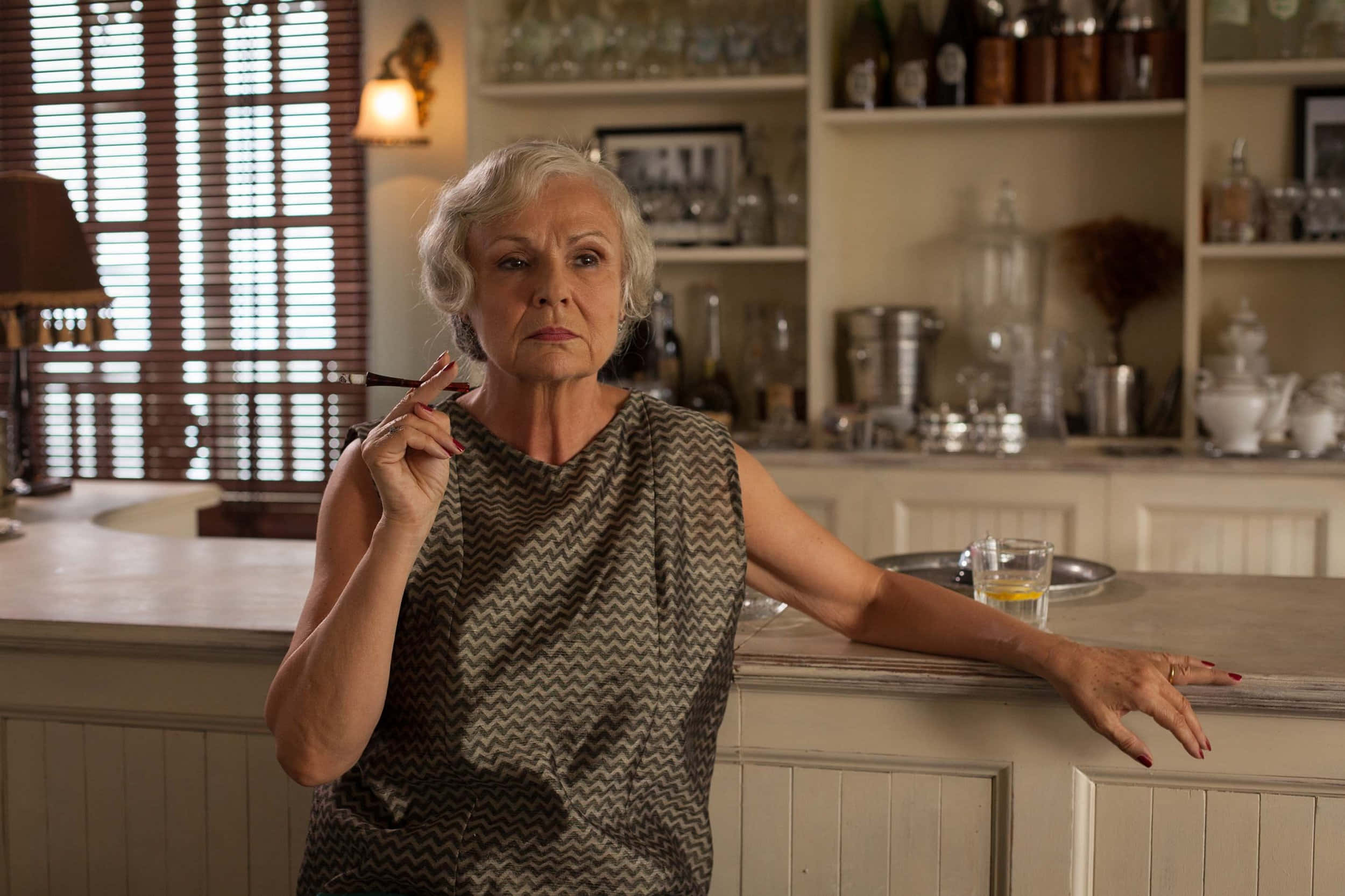 Julie Walters, white hair, cigarette, Full HD Desktop Wallpaper