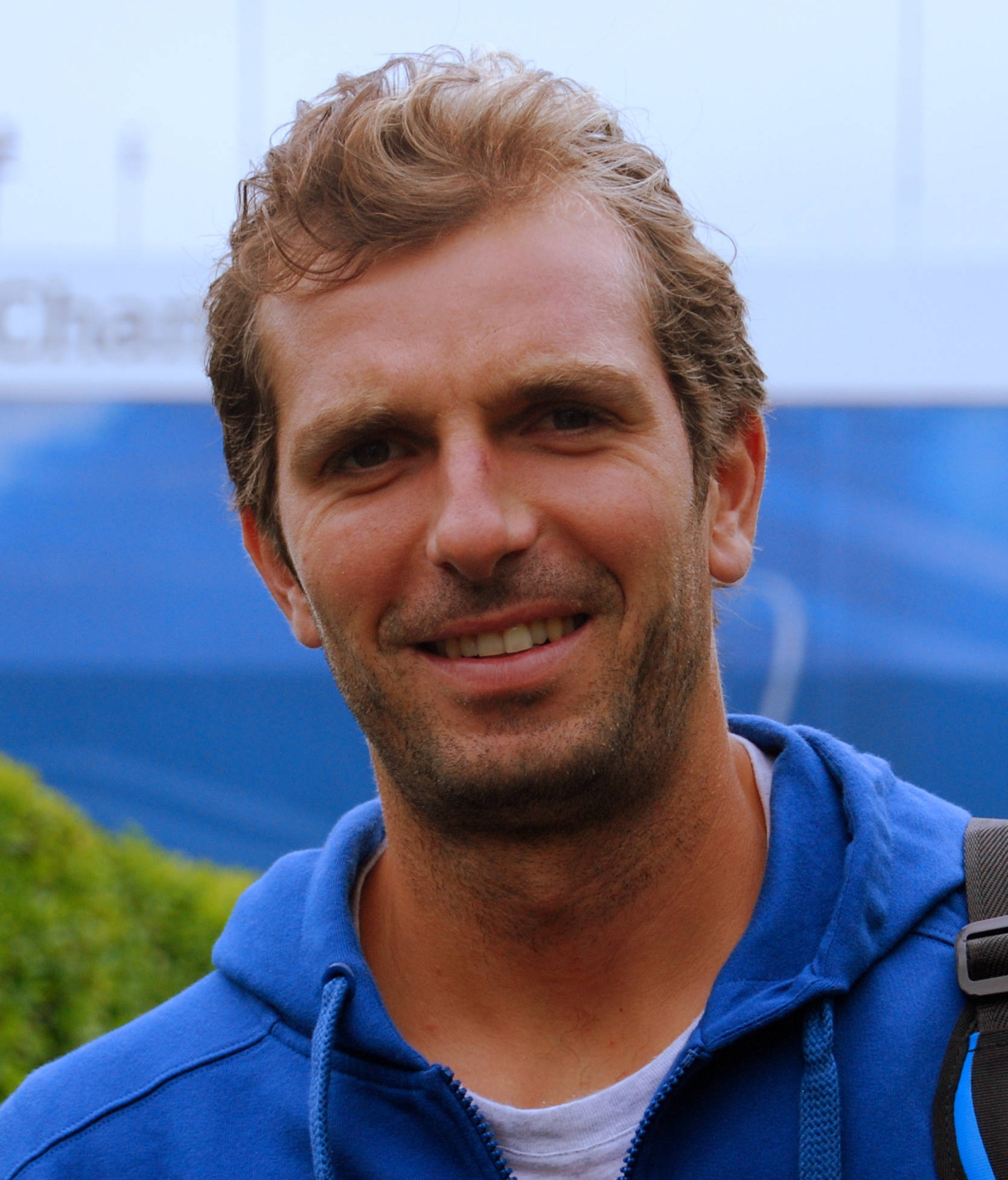 Julien Benneteau, blue hoodie, tousled blond hair, Full HD Phone Wallpaper
