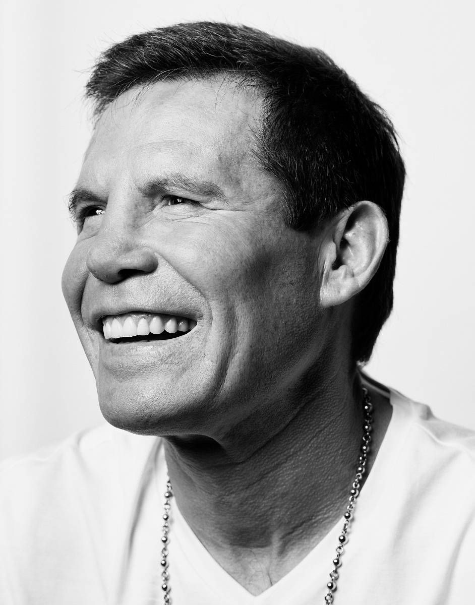 Julio Cesar Chavez, black and white portrait, plain background, SD Phone Wallpaper