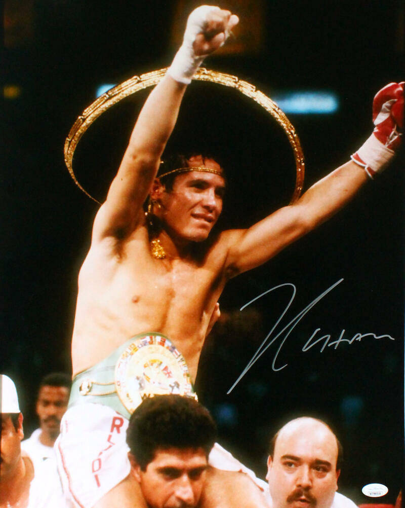 Julio Cesar Chavez, sombrero, championship belt, SD Phone Wallpaper