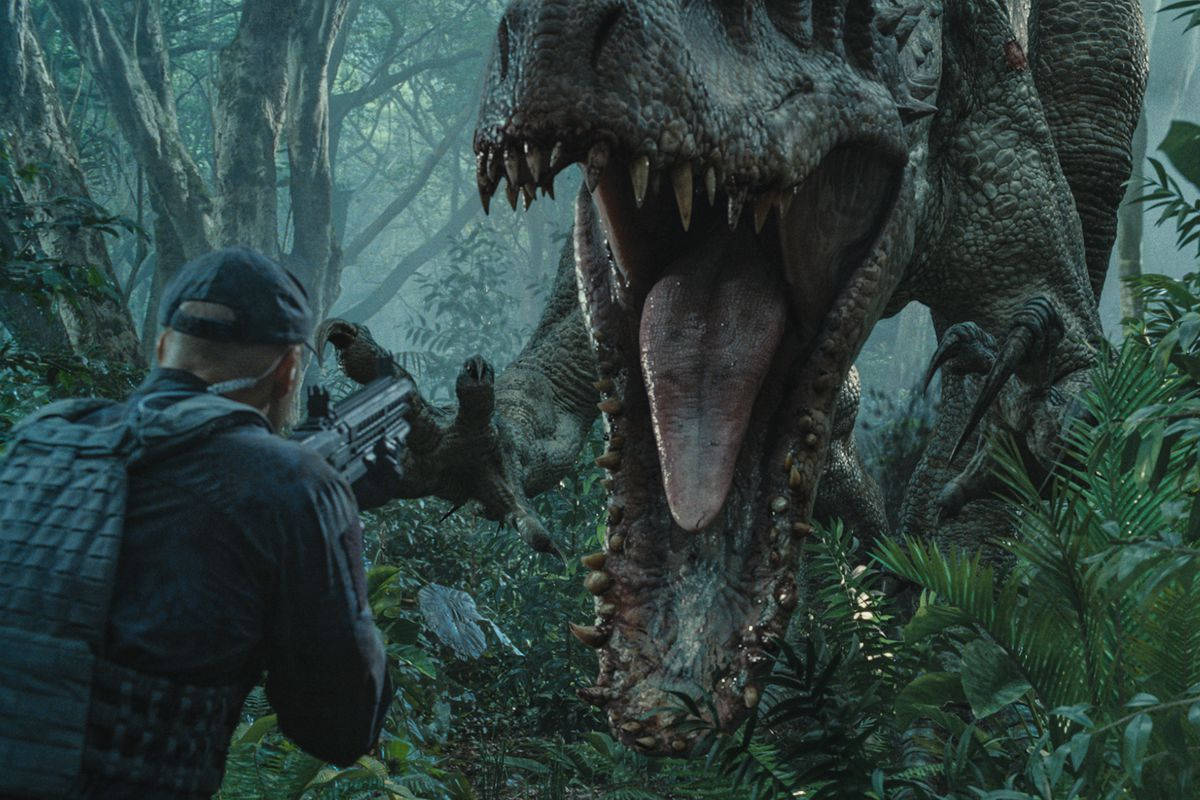 Jurassic World Dominion, dinosaur, tactical gear, SD Desktop Wallpaper