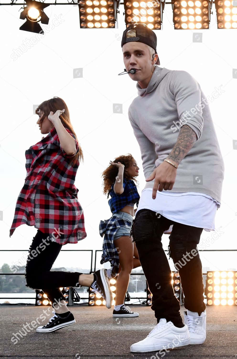 Justin Bieber, 2015, outdoor stage, HD Phone Wallpaper