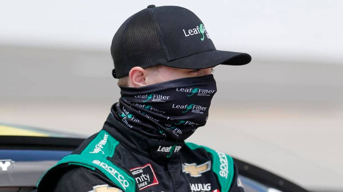 Justin Haley, black and green racing suit, face covering, SD Desktop Wallpaper