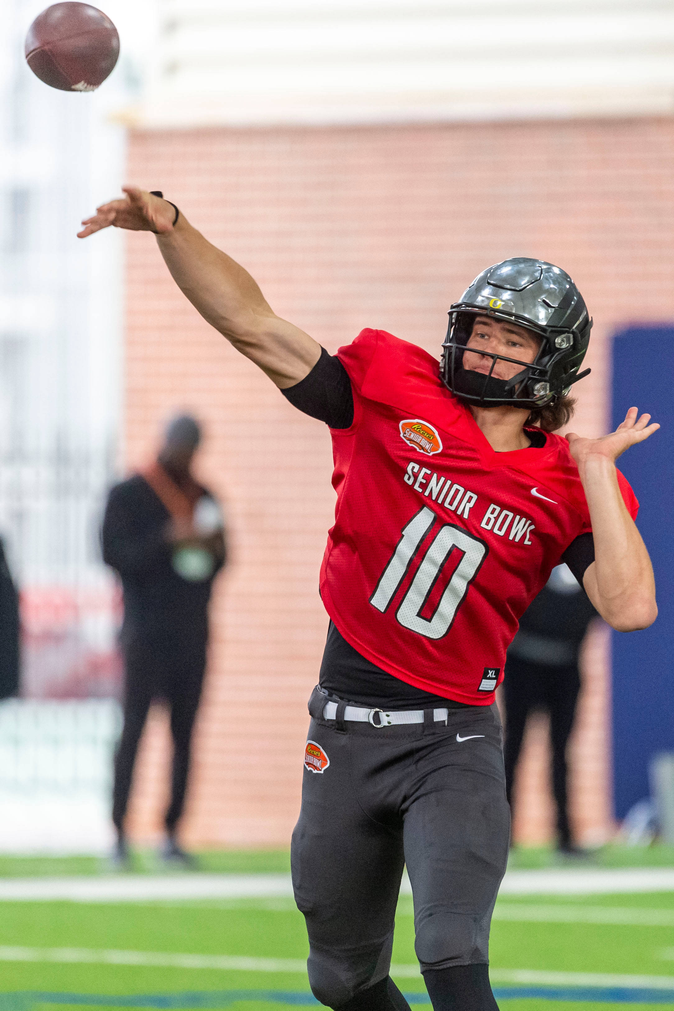 Justin Herbert, red Senior Bowl jersey, football, 2K Phone Wallpaper
