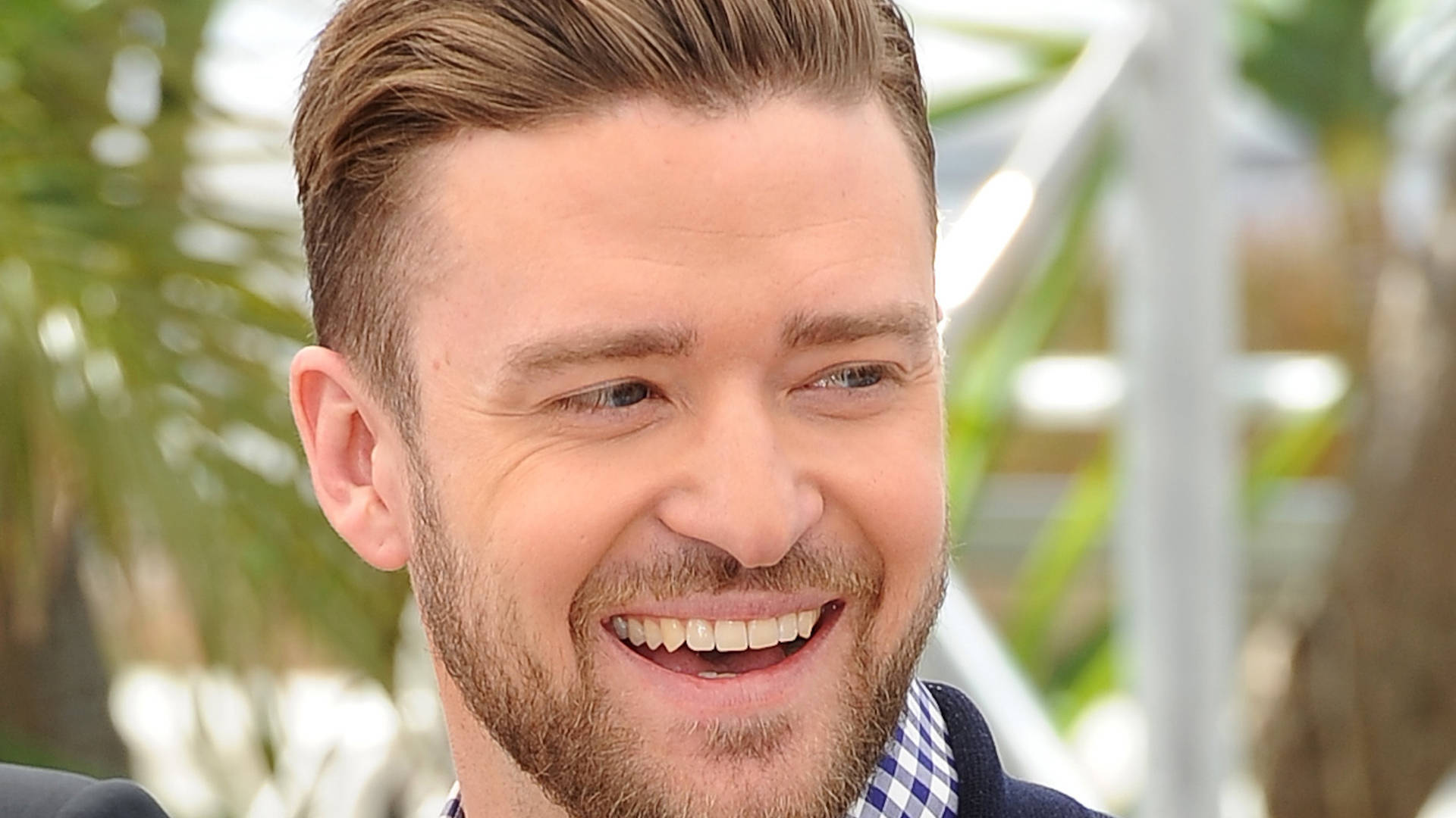 Justin Timberlake, smiling wide, styled hair, Full HD Desktop Wallpaper
