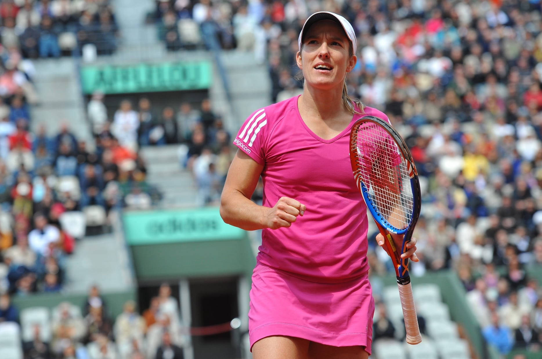Justine Henin, vibrant pink outfit, clay court, HD Desktop Wallpaper