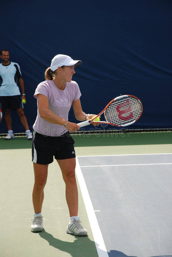 Justine Henin, pink shirt, white cap, SD Phone Wallpaper
