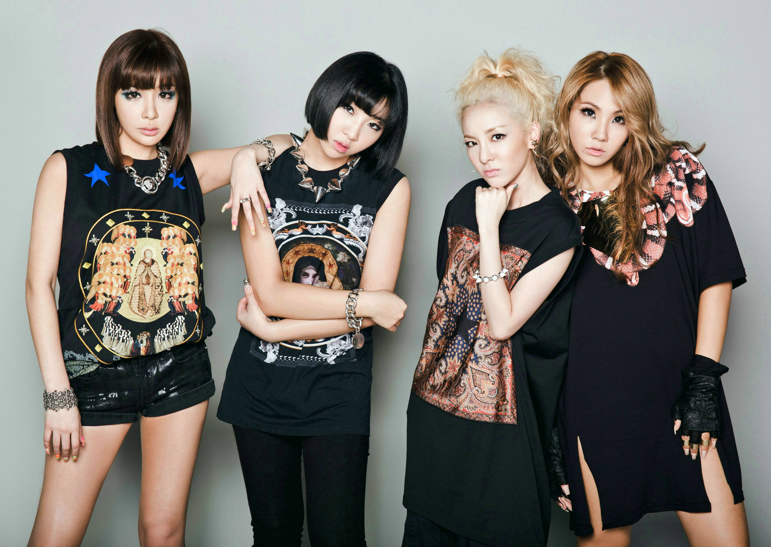 2NE1, K Pop, black outfits, 2K Desktop Wallpaper