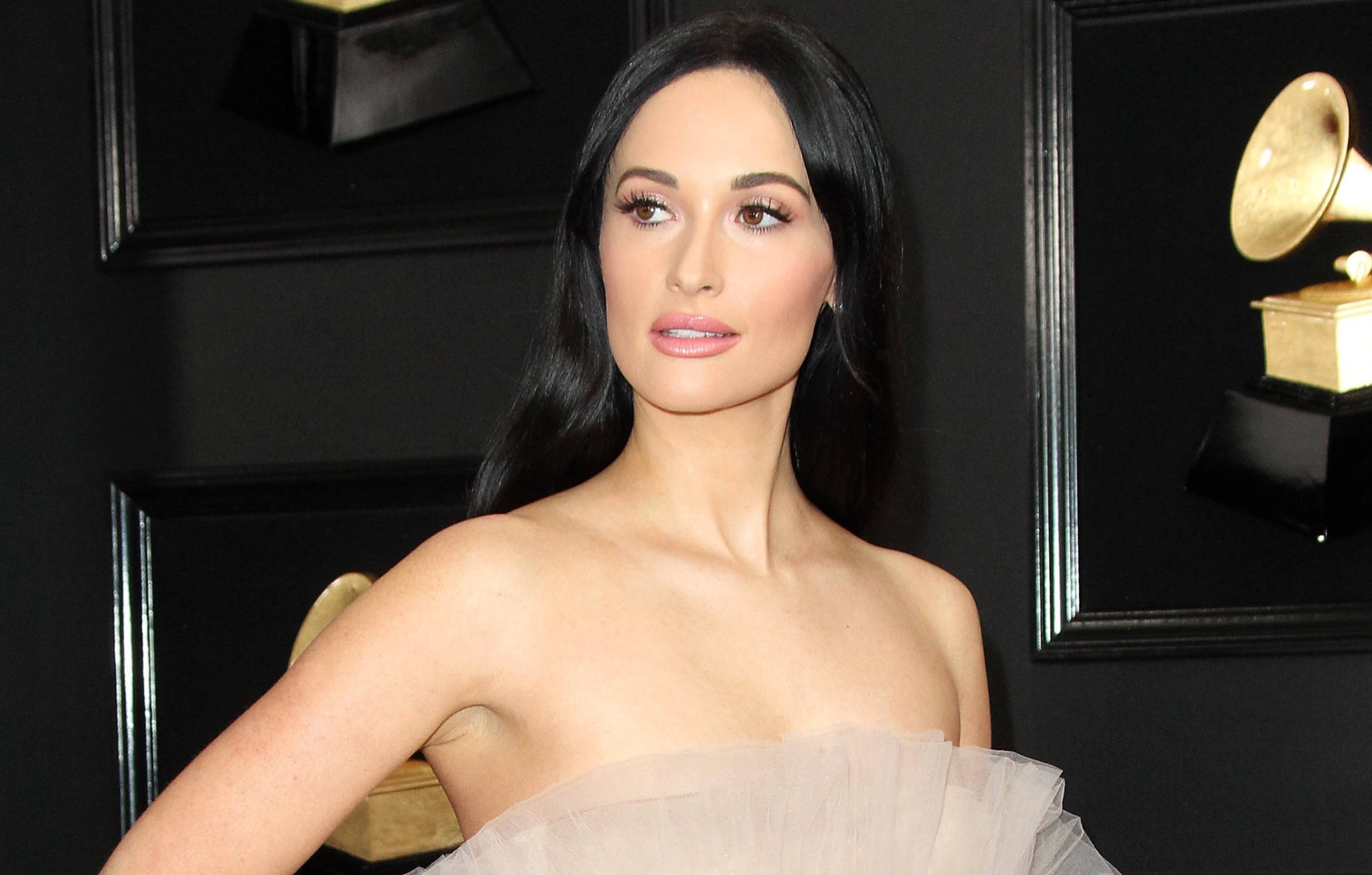 Kacey Musgraves, tube dress, strapless gown, Full HD Desktop Wallpaper
