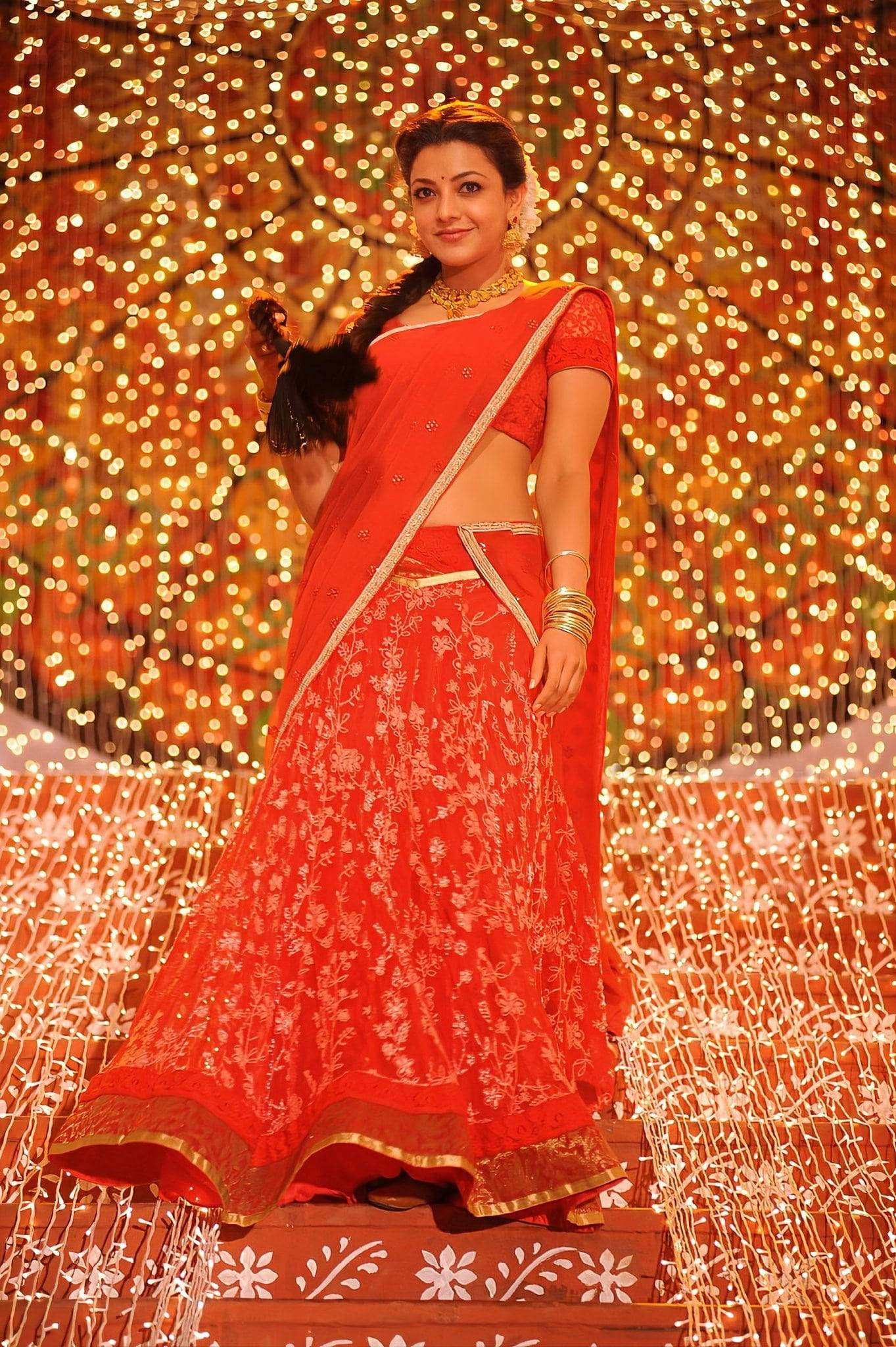 Kajal Agarwal, vibrant red embroidered lehenga, decorated stage, Full HD Phone Wallpaper