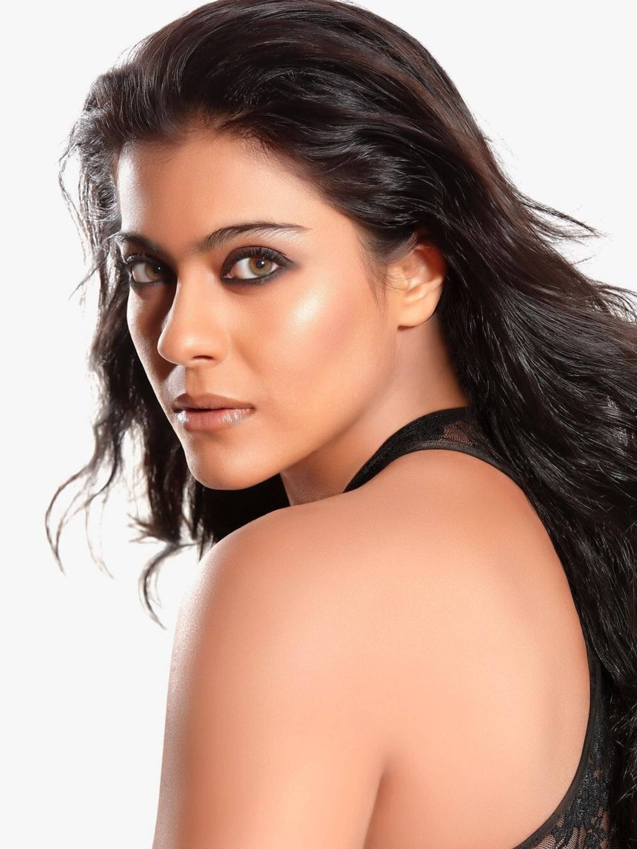 Kajol, long dark hair, bold makeup, 2K Phone Wallpaper