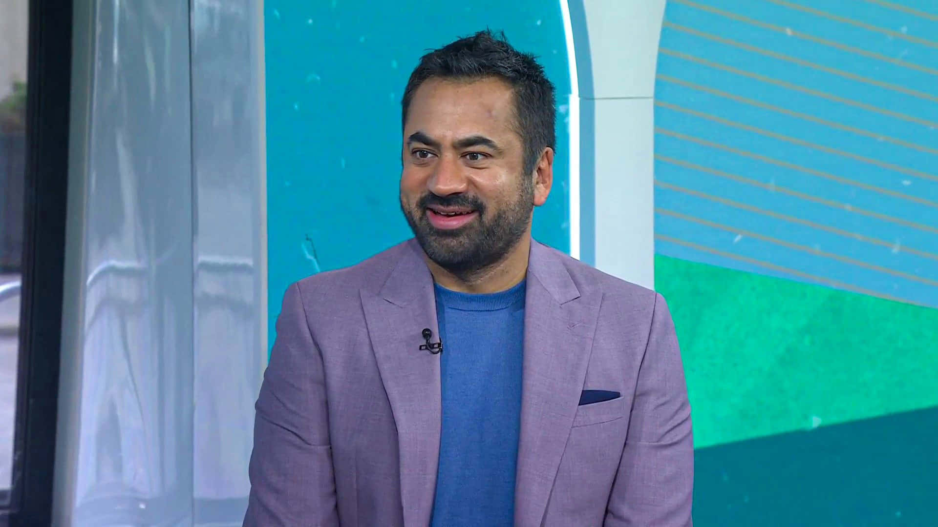 Kal Penn, lavender blazer, blue shirt, Full HD Desktop Wallpaper