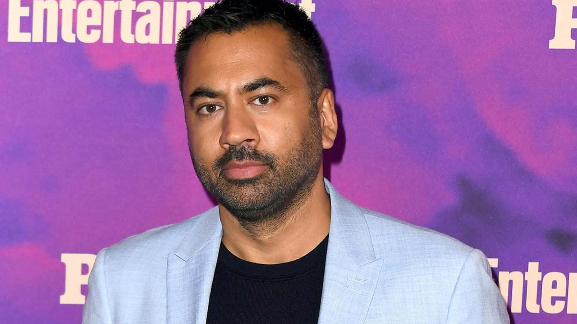 Kal Penn, light blue blazer, black shirt, Full HD Desktop Wallpaper