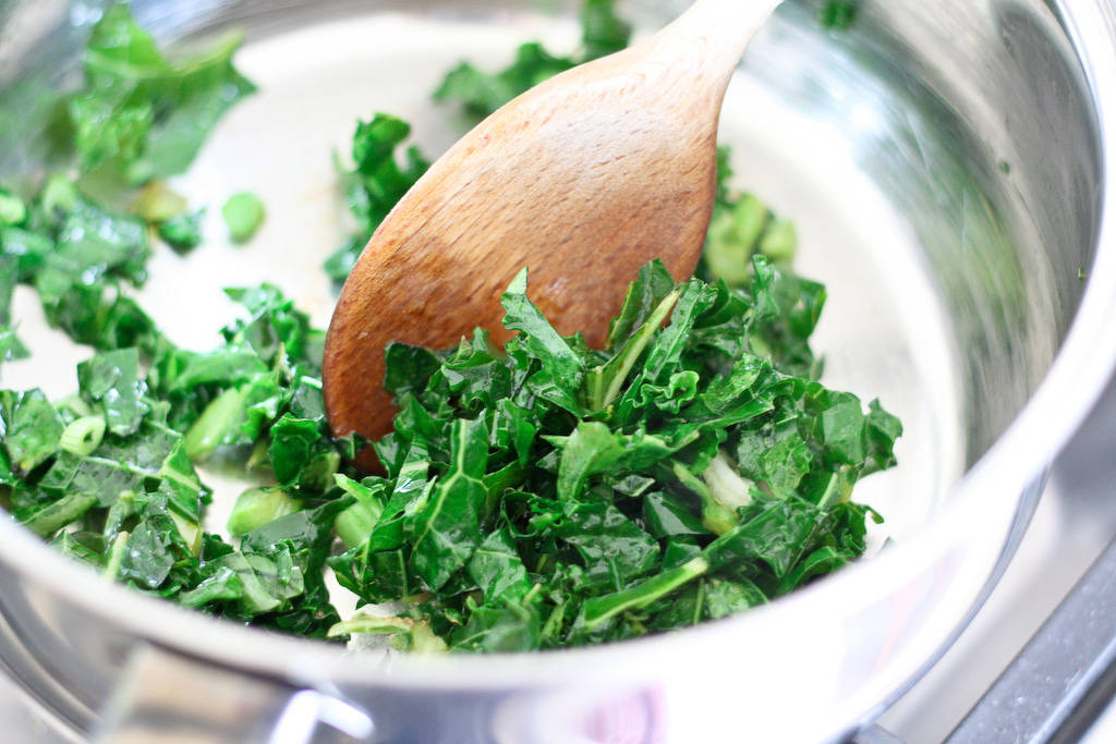 kale, coconut milk, stainless steel pan, SD Desktop Wallpaper