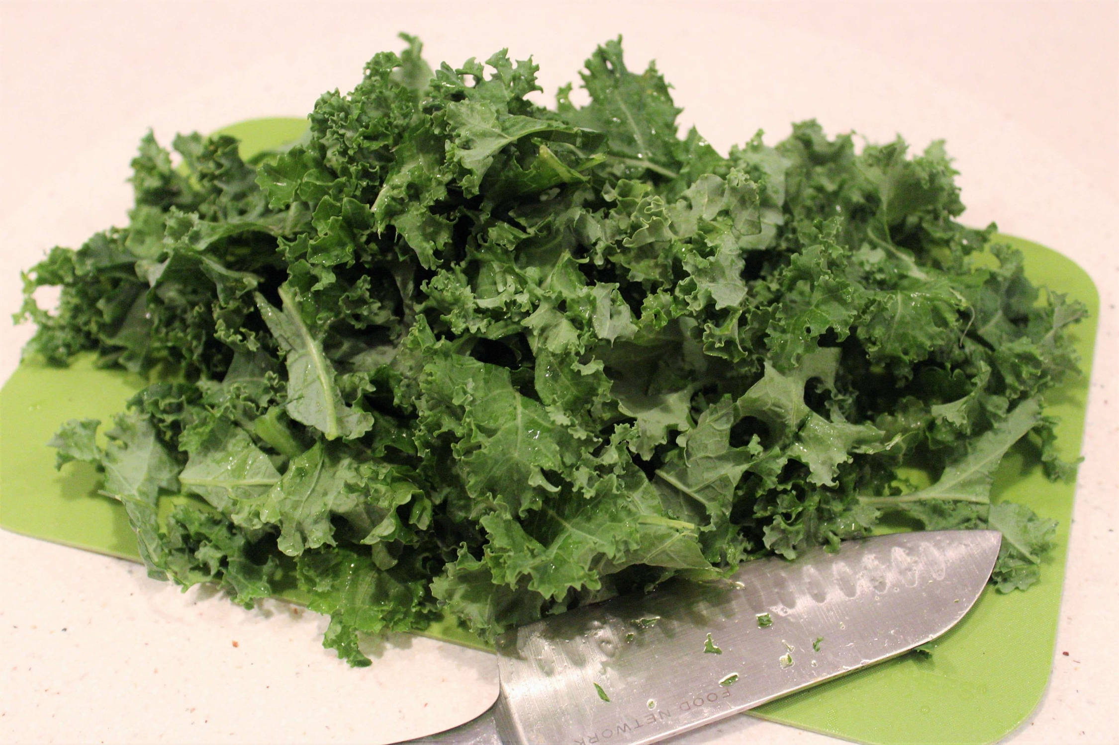 kale, curly kale, green cutting board, Full HD Desktop Wallpaper