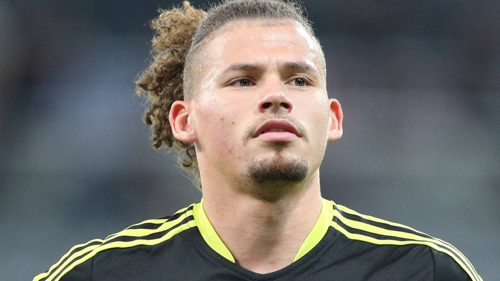 Kalvin Phillips, yellow black shirt, black and yellow jersey, HD Desktop Wallpaper