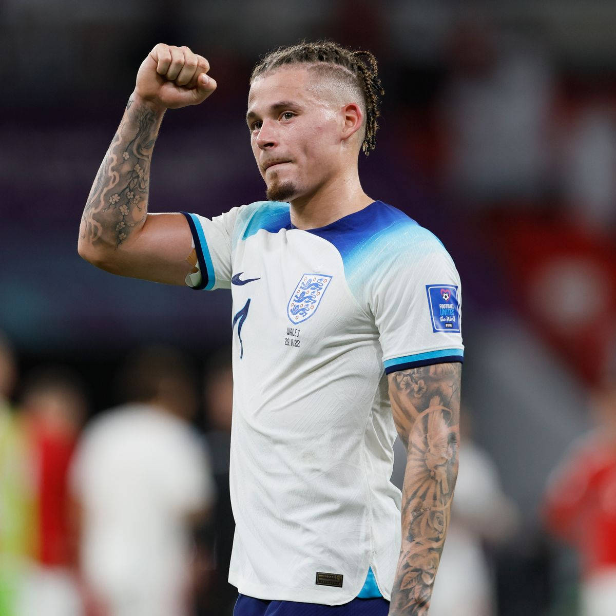 Kalvin Phillips, white jersey, blue accents, SD Desktop Wallpaper