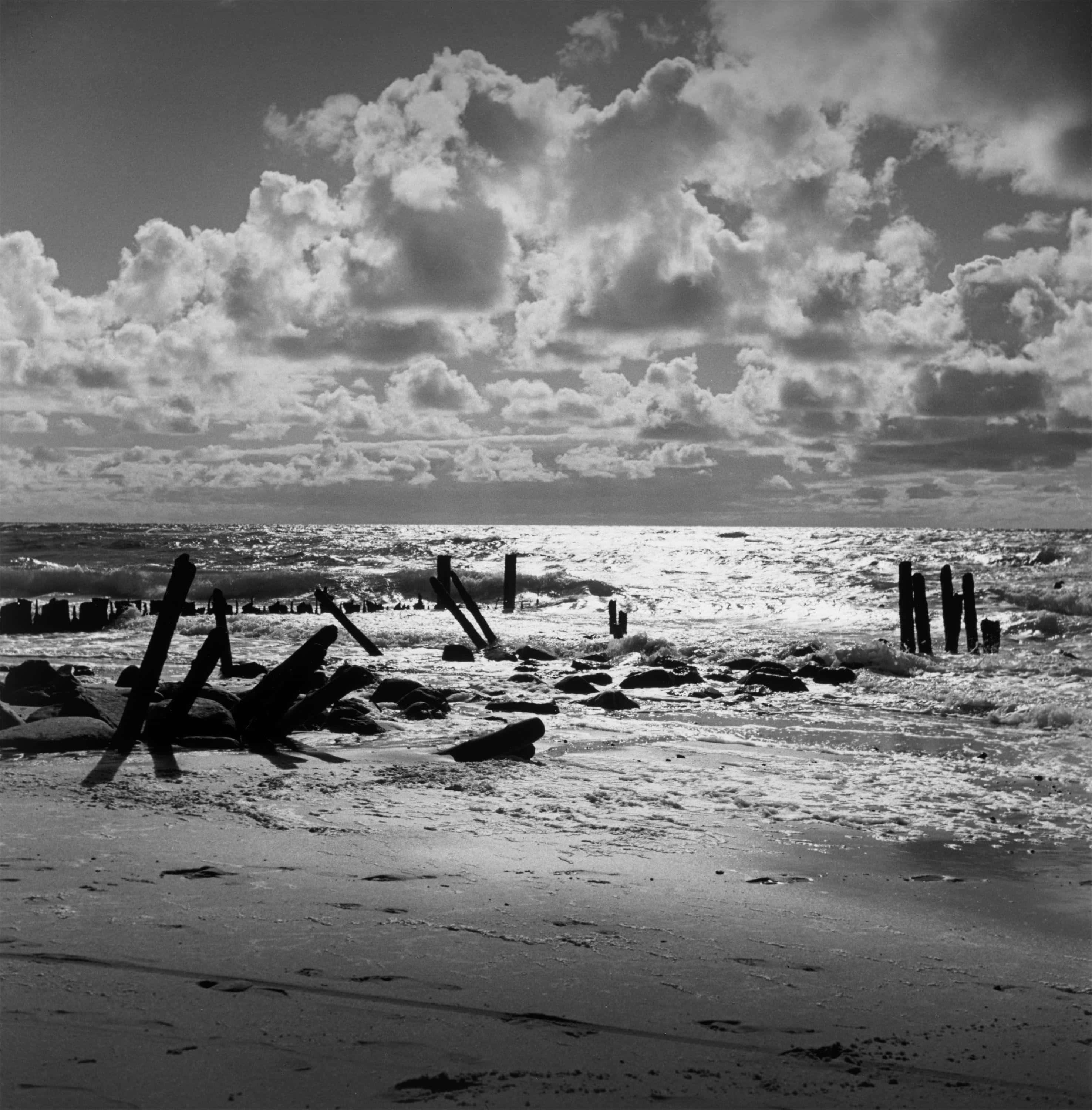 Kampen, beach, dramatic clouds, 2K Phone Wallpaper