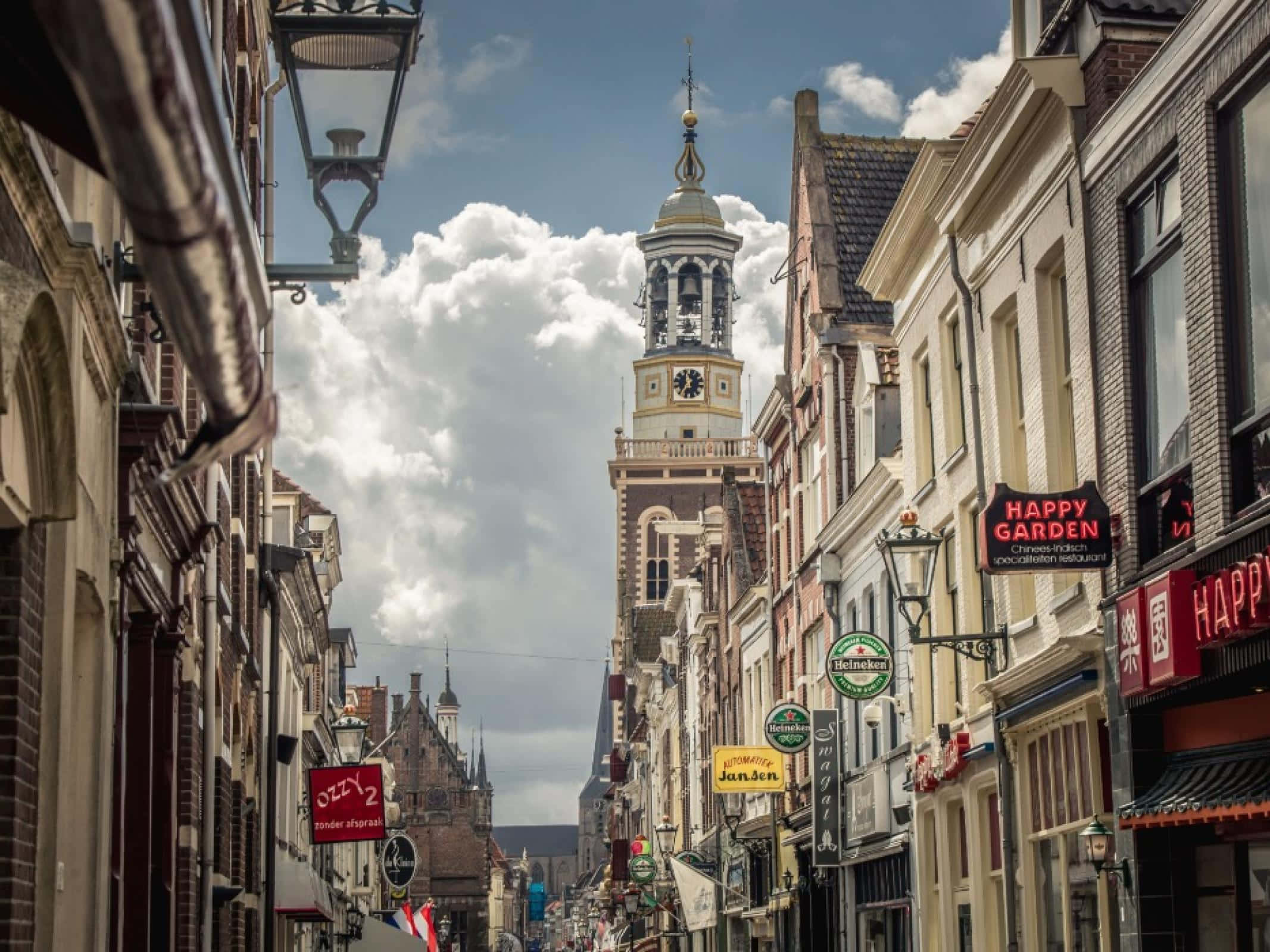 Kampen, historic brick buildings, hanging signs, Full HD Desktop Wallpaper