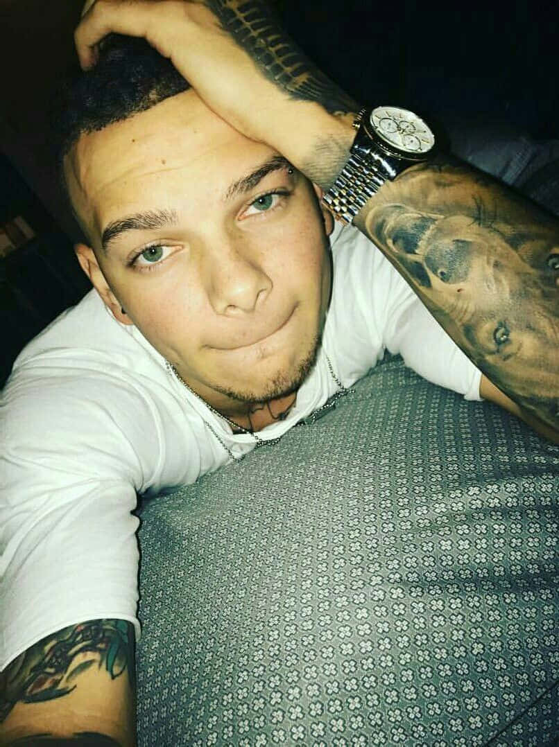 Kane Brown, stage, tattoos, SD Phone Wallpaper