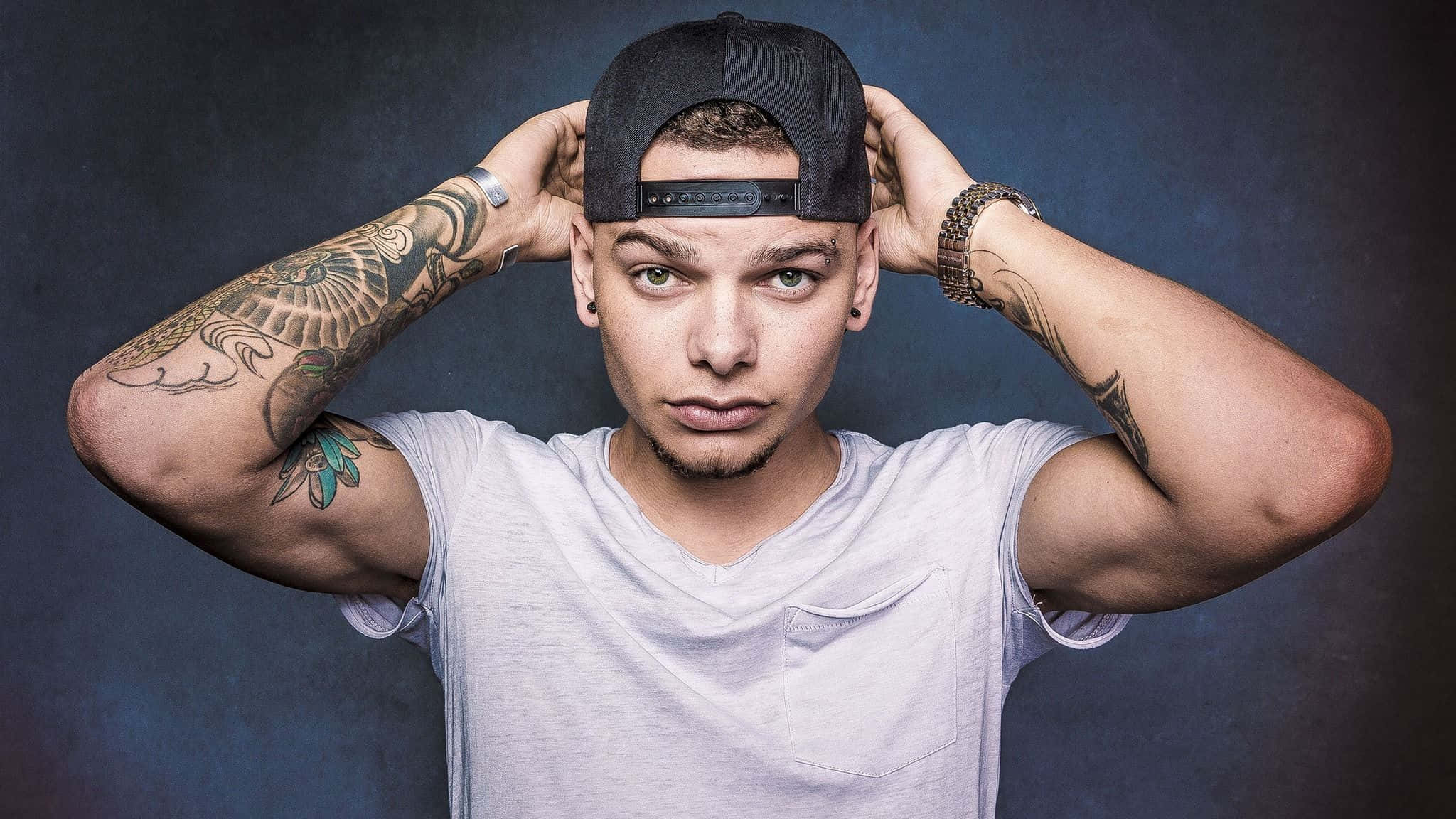 Kane Brown, white shirt, black cap, Full HD Desktop Wallpaper