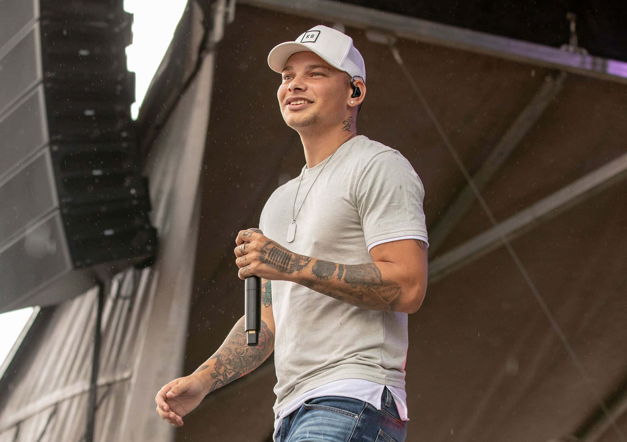 Kane Brown, microphone, white cap, Full HD Desktop Wallpaper