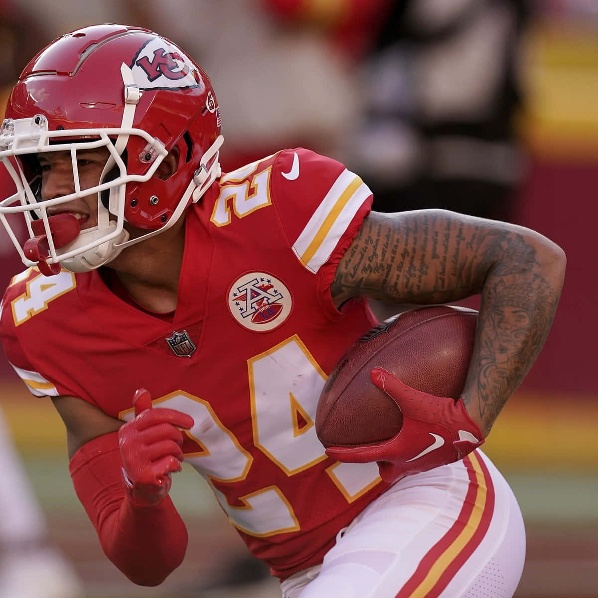 Kansas City Chiefs, red and gold uniform, football player, SD Desktop Wallpaper