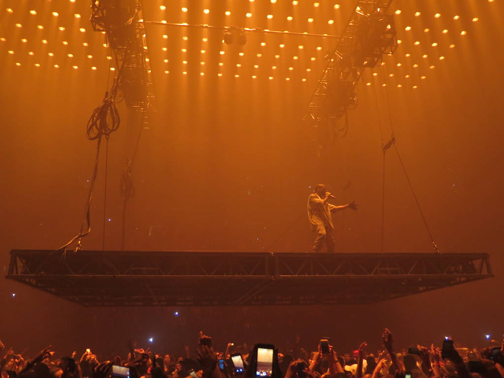 Kanye West Saint Pablo, suspended stage, golden light, SD Desktop Wallpaper
