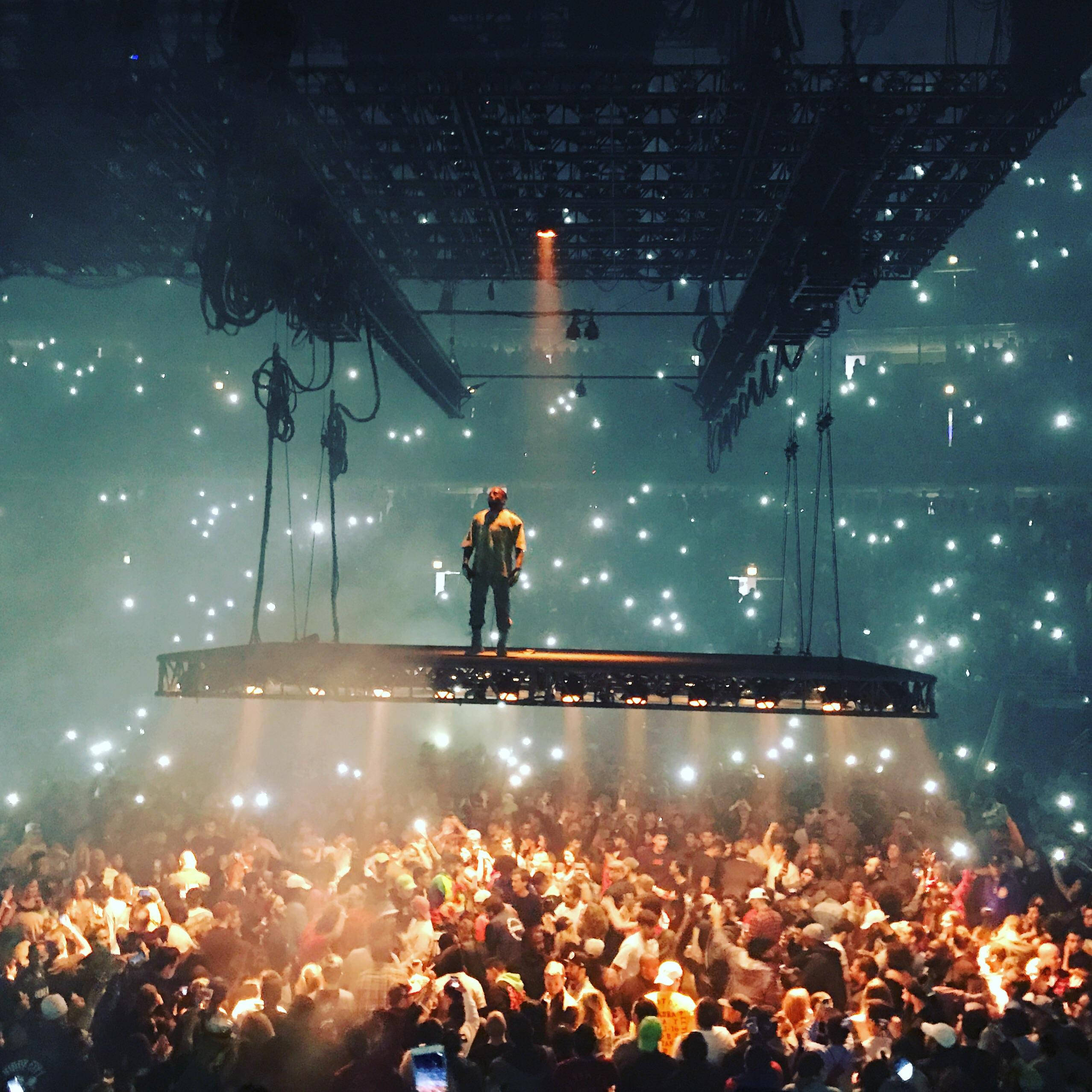 Kanye West Saint Pablo, suspended stage, glowing phone lights, Full HD Desktop Wallpaper