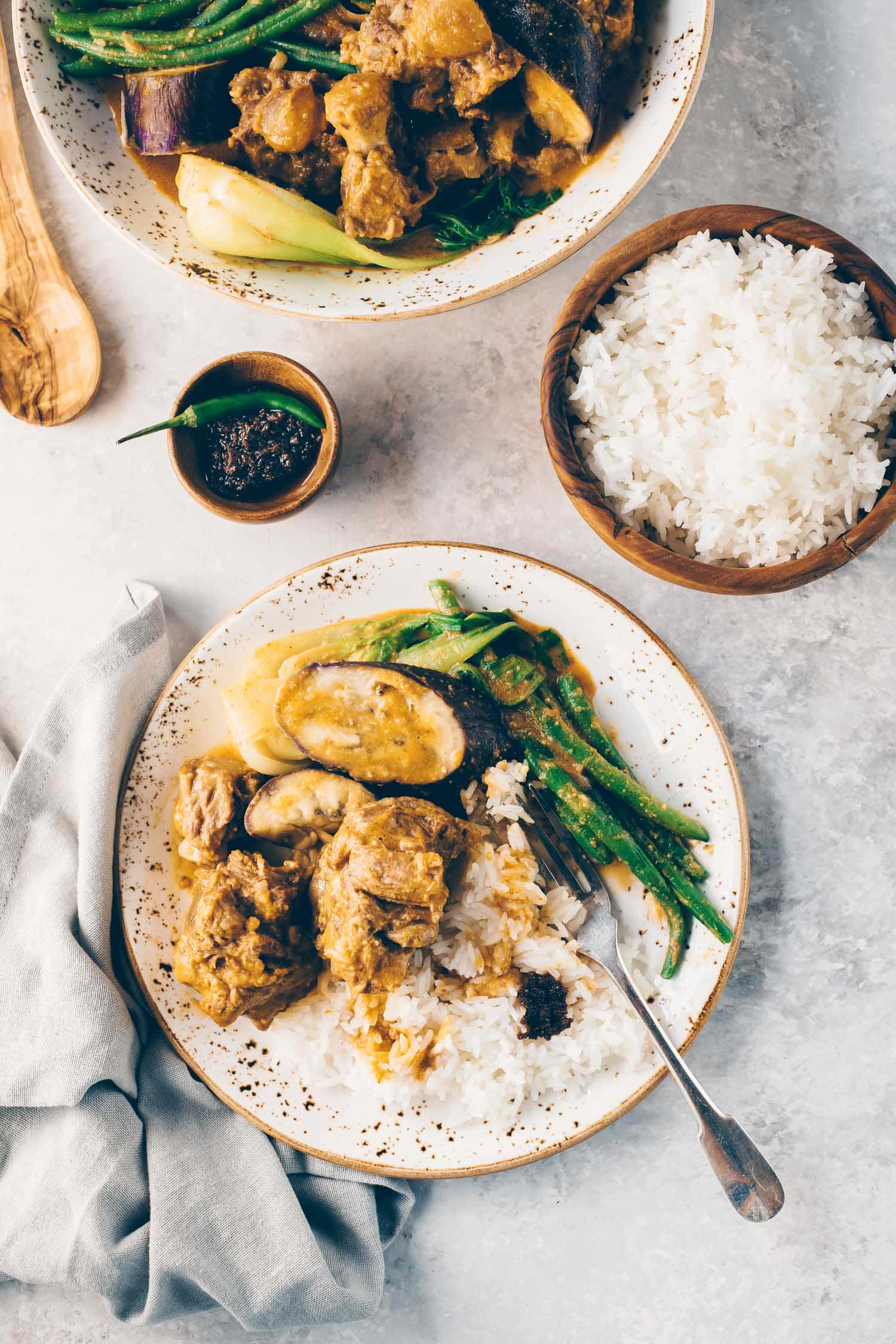 Kare-kare, eggplant, green beans, Full HD Phone Wallpaper