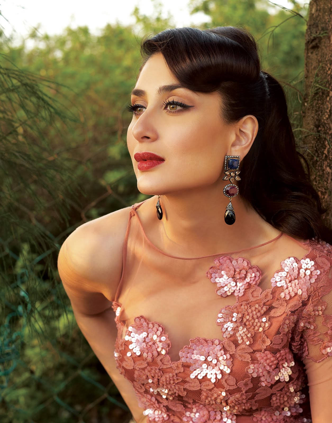 Kareena Kapoor, pink sequined floral dress, sunlit forest, HD Phone Wallpaper
