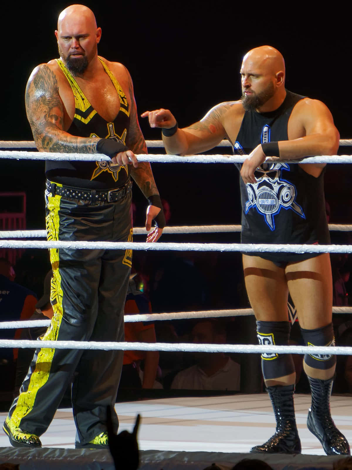 Karl Anderson, ring, black and yellow gear, HD Phone Wallpaper